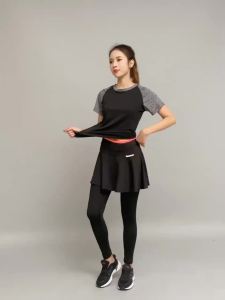 2025 กางเกงกีฬาผู้หญิงปลอมสองชิ้นกางเกงกีฬาแบดมินตันฤดูร้อนและฤดูใบไม้ร่วงแห้งเร็วฟิตเนสโยคะรัดรูปกางเกงเก้าส่วน