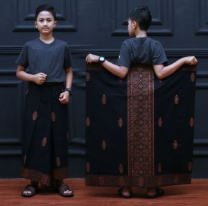 SARUNG BATIK NU MOTIF KALEM /SARUNG BATIK PEKALONGAN /SARUNG PRODUKSI SENDIRI AL BAROKAH STORE
