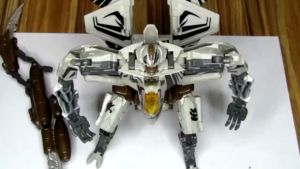 Mainan Anak Robot Transformer Starscream Pesawat Tempur Kudea Taikongzhans