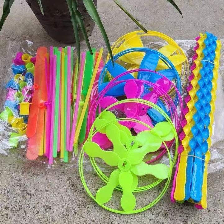 Paninda%20Bamboo%20Dragonfly%20Flying%20Toy%20Candy-colored%20for%20Kids%20Recommended%20for%20Ages%206+%20Safe%20Lootbag%20Filler%20-%20Image%206