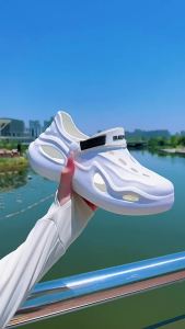 MenS Clog Sandals 2026 New Model For Drivers Fishing Beach Outdoor Breathable Sporty Thick-Soled Closed-Toe Sandals For Men In Summer