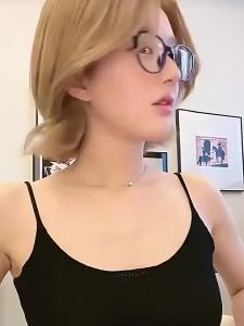 【Ship in 24H】[【现货】【赵露思同款】艾上山野同款燃燃炫腹草本贴自发热艾持久发热艾灸贴 Ready] [Tik Tok Same Style] Moxa Ueno Same Style Burning Belly Herbal Patch Self-heating Moxibustion Long-lasting Heating Moxibustion Patch