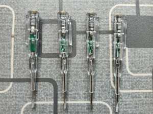 TESPEN SERBAGUNA UNTUK MEMERIKSA LETAK KABEL YANG PUTUS DAN UNTUK MEMERIKSA TEGANGAN LISTRIK