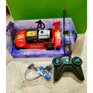 Đồ chơi xe điều khiển có phun khói độc đáo người sắt iron man