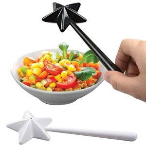 CRUSHES Plastics Salt Shakers Long Hand Star Condiment Jar Utensils Salt Pepper Magic Wands Household