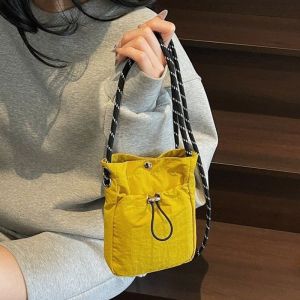 5 Túi đeo chéo vải Oxford đóng bằng dây rút thiết kế hình vuông nhỏ thời trang