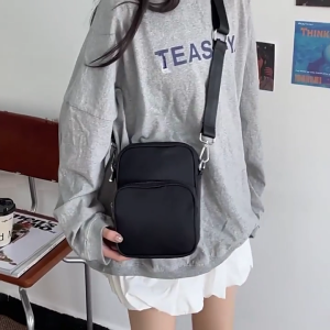 กระเป๋าสะพายข้างแฟชั่นสำหรับผู้หญิงกระเป๋าใบเล็กทำจากไนลอนกระเป๋าโทรศัพท์มีสายคล้องพาดไหล่ปรับได้