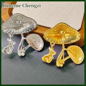 Hmeme Fashion Rhinestone Lovely Mushroom And Rabbit Brooches Pins For Women Creative Cute Animal Brooch Pins Casual Party Jewelry Gifts