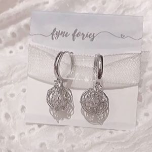 Fyne Fories Happy Soul Earrings ♡ ต่างหูห่วงห้อย wire ball มุก ♡ fynefories