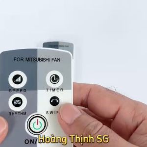 Remote điều khiển quạt MITSUBISHI Xám dùng cho quạt cây và quạt treo tường - Tặng Kèm Pin - Trang Nguyễn Computer
