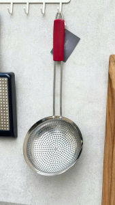 Muôi Lỗ Inox 304 Nguyên Khối Cỡ Lớn Kaiyo 16.5cm