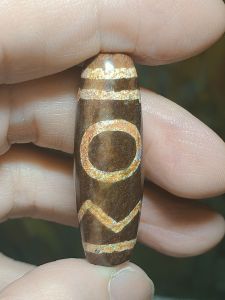 38.6mm Aged Tibetan Xang Xung (Zhang Zhung) "Xi Zeng Haui Xhu" Dzi with lots of very fine red spots pendant (with certificate necklace string) 38.6毫米西藏老矿象雄满细朱砂息增怀诛天珠吊坠(带证书 送项链绳)