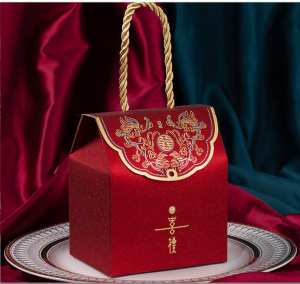 ส่งทันที กล่องของขวัญ กล่องทรงกระเป๋า พร้อมเชือกหิ้ว กล่องสีแดงสไตล์จีน กล่องของชำร่วย