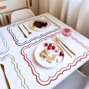 JUNOTERNEY Embroidered Fabric Placemat Napkins Vintage Imitation Cotton Linen Table Place Mat Fashion Washable Decorative Table Mat