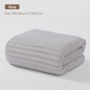 Thick Large 140*70cm Coral Velvet Candy Stripe Bath Towel Super Absorbent Quick-Drying Home Use Absorbent Quick Dry Non Shedding