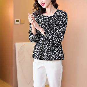 Ammin เสื้อเสื้อเชิ้ตลายดอกแขนพองสำหรับผู้หญิงแฟชั่นสไตล์เกาหลีคอเหลี่ยมสวยสง่าทรงหลวมใส่ได้กับทุกชุดเด Atasan Sifon รอยจีบพองฟูสลิมมิ่งเอวบาง