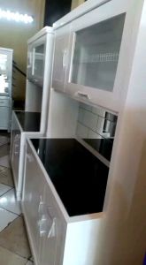 Rak Piring Hidrolik 3 pintu. Lemari dapur cantik model baru kekinian Harga murah. bisa COD (KHUSUS BANTEN)