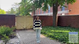 PRETTYGARDEN  ผู้หญิง  2026  แขนยาวลายทางขนาดใหญ่ เสื้อกันหนาวฤดูใบไม้ร่วง คอวีหลวม หนา ถัก เสื้อสวมหัว