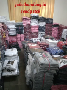 Jaket Pria Varsity Polos Kancing Wanita | Jaket Sweater | Jaket Cowok Keren | Jaket Fleece