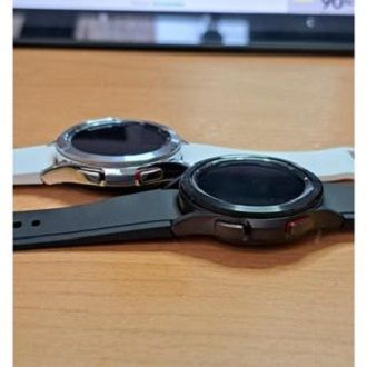 Samsung%20Watch%204%20Classic%2042mm%20Second%20like%20new%20mulus%2099%25%20-%20Image%203