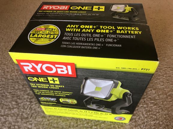 Ryobi P721 18V cordless Hybrid 20-watts LED Work light Auto-volt