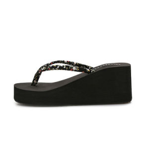 [Free Shipping] New Style WomenS Summer Flip-Flops Flat-Soled Non-Slip Simple Wedge-Heeled Fashionable Suitable For Outdoor Wear At The Seaside And Beach