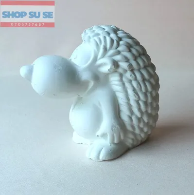 Tượng thạch cao cho bé tô màu. Cao khoảng 12cm. Sản phẩm không bao gồm màu.