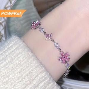 【PCWFKef】 Thời Trang Tinh Tế Màu Hồng Pha Lê Hoa Vòng Đeo Tay Cho Phụ Nữ Cô Gái Ngọt Ngào Ánh Sáng Lấp Lánh Vòng Đeo Tay Sang Trọng Đảng Đồ Trang Sức Quà Tặng