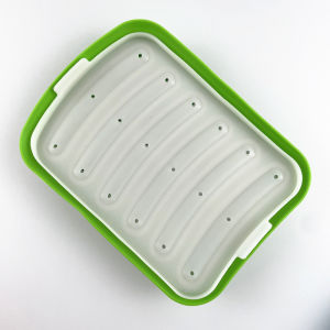 Eco-Friendly Silicone Hot Dog Sausage Maker Mold with Removable Design