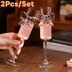 GUHEHARD 2 pieces Ultra Thin Pink Bow Champagne Glass 3 D Bow 160 ML Goblet Elegant Clear Drinking Glasses Martini