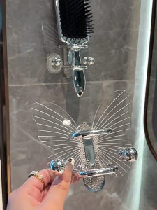 Practical Acrylic Comb Storage Solution Transparent for Bedrooms Bathrooms and Salons Offering Practicality and StyleS