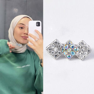 Bros Dagu Korea / Hijab / Pashmina / Kebaya / Krudung / Bros Peniti / Model Tiga Segitiga ( CM 359 )