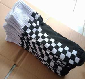 6 PCS KAOS KAKI KOTAK/CATUR MODEL PENDEK UKURAN DEWASA / KAOS KAKI SPORT CATUR / KAOS KAKI CATUR TEBAL / KAOS KAKI CATUR PROMO / KAOS KAKI KAKI CATUR KEKINIAN / KAOS KAKI OLAH RAGA / KAOS KAKI SPORT CATUR FUTSAL