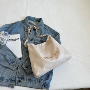 กระเป๋าโซ่เพชรผู้หญิง 2024 กระเป๋าสะพายแฟชั่นใหม่ความจุขนาดใหญ่กระเป๋าสะพายข้างผู้หญิง