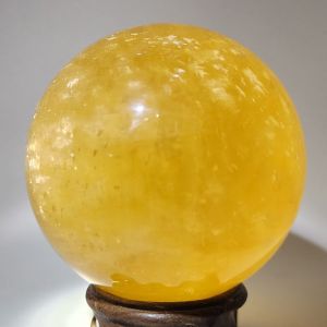 (SG Seller Ready Stocks) Natural Yellow Calcite Ball with Rainbow and Cat Eye Effect 8cm