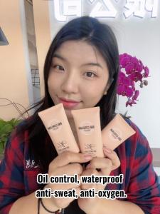 Girl Ivy Soft Matte Cover BB Cream Light liquid foundation 50g Thin Concealer Full Coverage Oil Control Foundation Concealer Waterproof Long Lasting Make up IV80001