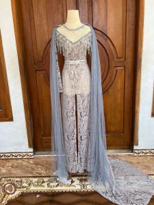 Kebaya Pengantin Modern / Kebaya Ekor Free Slendang
