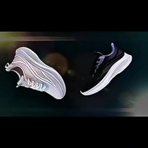 New Spring And Autumn Non-Slip Soft Sole Wear-Resistant Mesh Breathable Casual Shoes Korean Version Versatile Ultra-Light Running Shoes For Women