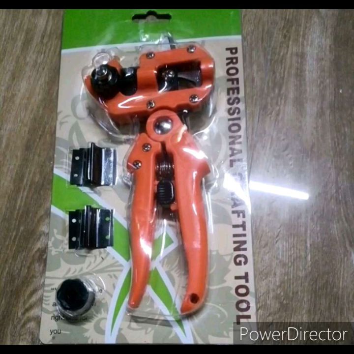 GRAFTING TOOLS EASY TO USE