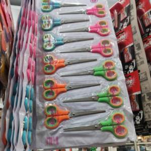 Gunting Warna Uk Sedang 12 Pcs / Gunting Renceng