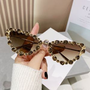 AU Kính râm nữ mẫu mới cá tính thời thượng phong cách retro Âu Mỹ đính đá lấp lánh gọng kim loại cao cấp chống tia UV.