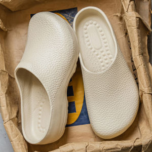Summer Men Slippers Sandals Waterproof Oilproof Chef Shoes Breathable Lightweight Garden Weeding Shoes Casual Male Summer Clogs