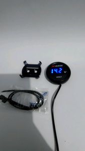 Volt meter aki voltmeter aki motor pengukur aki motor 12 volt volt meter digitar motor 12volt model bulat slim universal cocok untuk semua motor