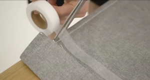 ม้วนเทปติดขอบบนเทปกาวสำหรับผ้านอนวูฟเวน60เมตรเย็บแบบไม่ใช้เตารีดงานหัตถกรรมเย็บริมแบบมืออาชีพอย่างรวดเร็ว