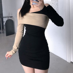 Kiddy Crew ยุโรปและอเมริกา ins สุทธิสีแดงขายร้อนฤดูใบไม้ร่วงและฤดูหนาวสีคมชัดเย็บปลอมสองชิ้นชุดหนึ่งไหล่เซ็กซี่อารมณ์กระโปรงสั้นหญิง