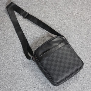 Lattice messenger ถุงกันน้ําหนัง PU สลิงกระเป๋าผู้ชายธุรกิจกระเป๋าสะพาย-ดํา