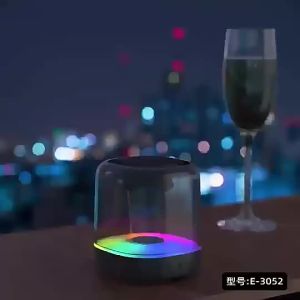 Cool Speaker Mobile Phone Speaker Home Outdoor  Portable Portable Wireless Bluetooth Speaker