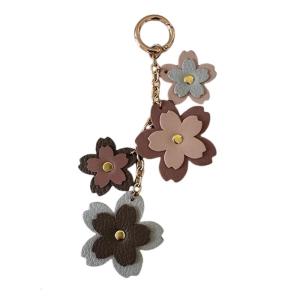 Stylish Flower Keychain Bag Pendant Car Keyring Mobile Phone Charm Unique Hanging Pendant for Matching Key and Bag