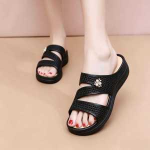 Free Shipping Thick-Soled Height-Increasing One-Strap Sandals For Women 2026 New Summer Style Suitable For Petite Women With A Wedge Heel Beach Design And A Hollowed-Out Half-Slipper Style