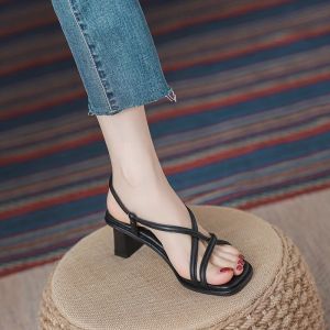 Free Shipping Retro Roman Sandals For Women New Summer Style Chunky Heels Suitable For Wearing With Dresses A Versatile And Unique Choice